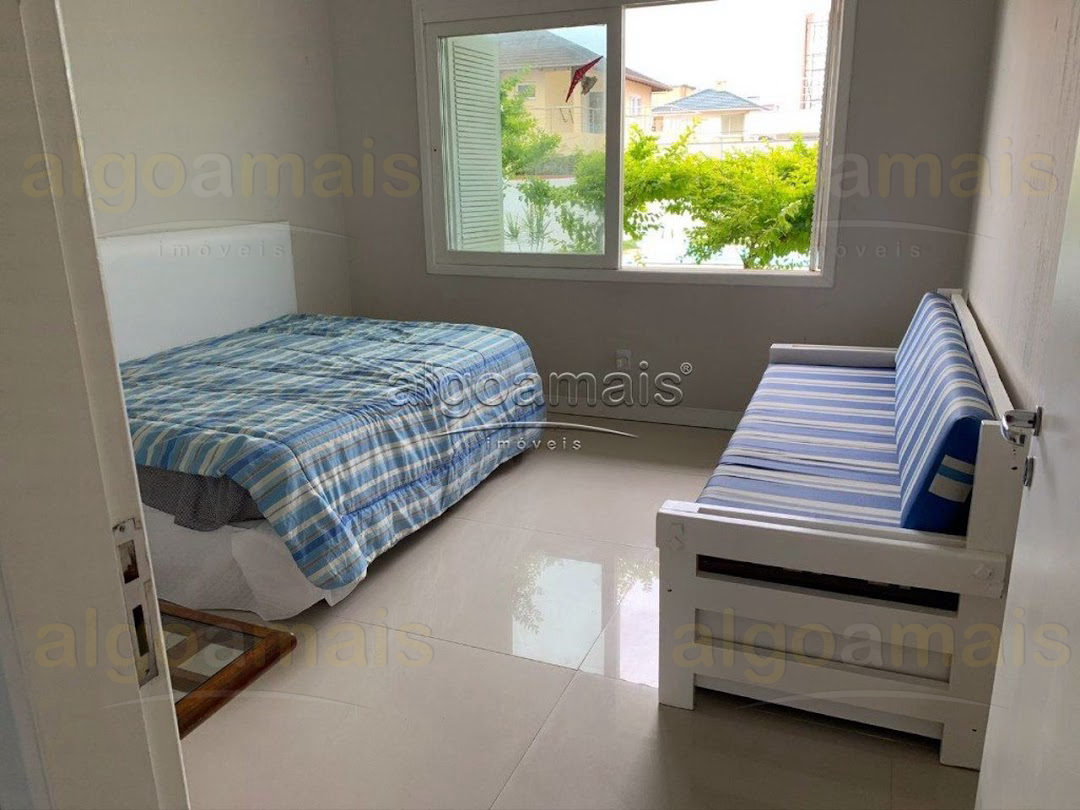 Casa, 3 quartos, 235 m² - Foto 29