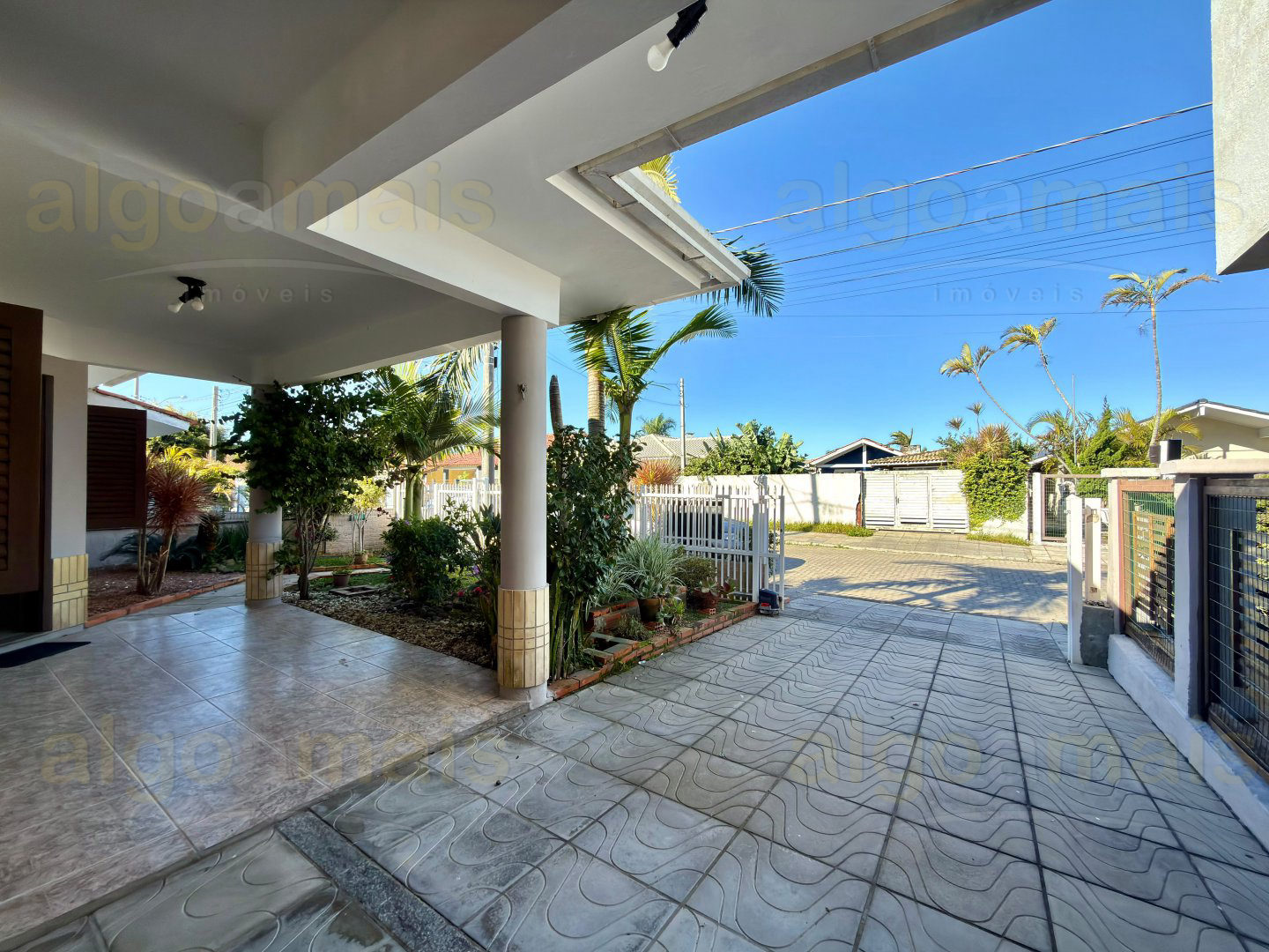 Casa 222m2 à venda no Centro de Xangri-Lá mobiliada com piscina — Centro — Xangri-Lá
