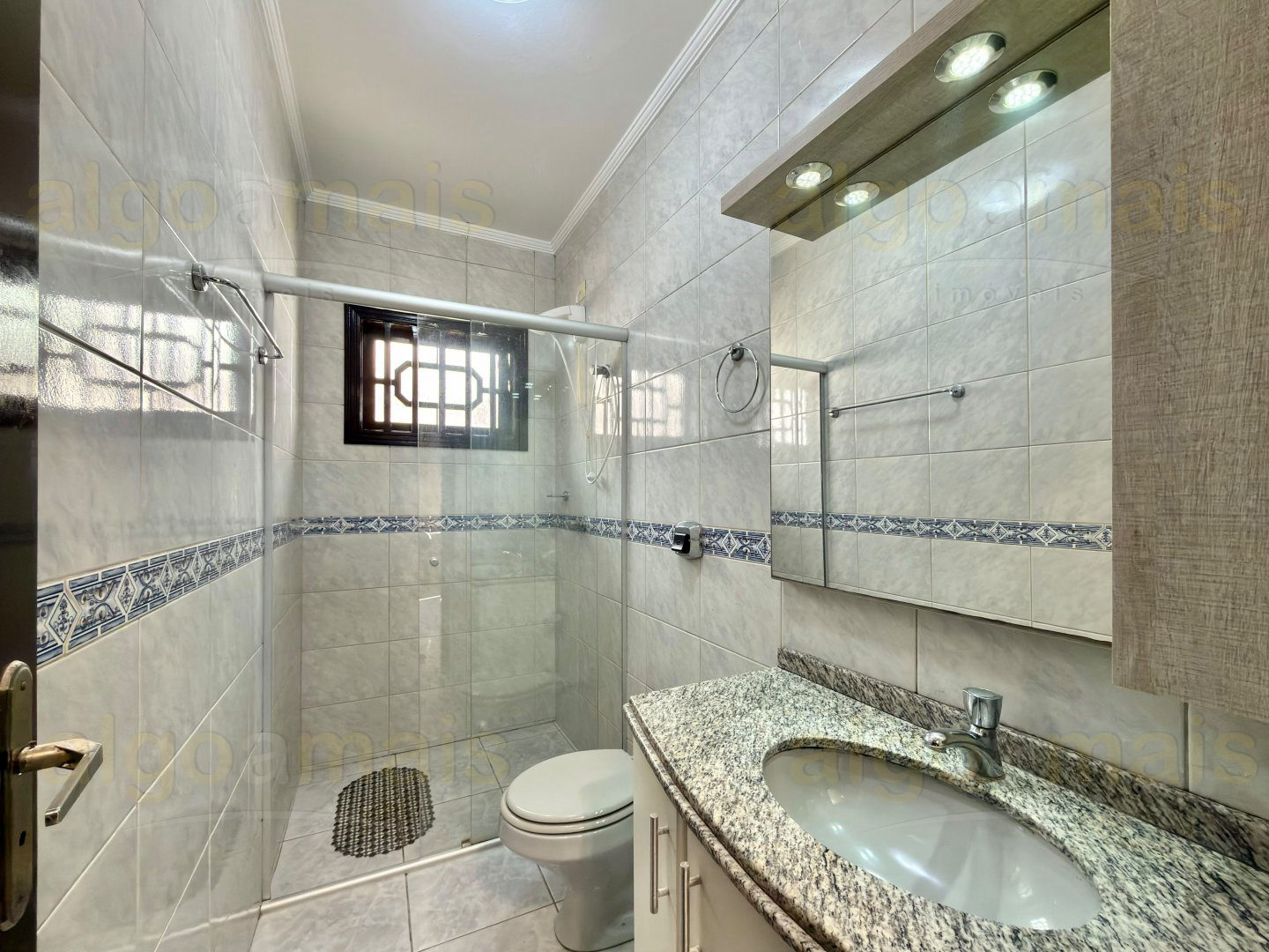 Casa, 3 quartos, 222 m² - Foto 9