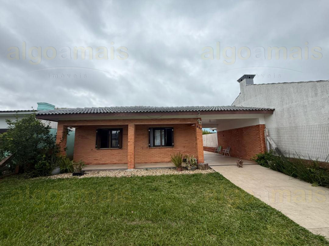 Casa Mobiliada à venda em Xangri-Lá, Centro - Churrasqueira, Varanda e Quintal — Centro — Xangri-Lá