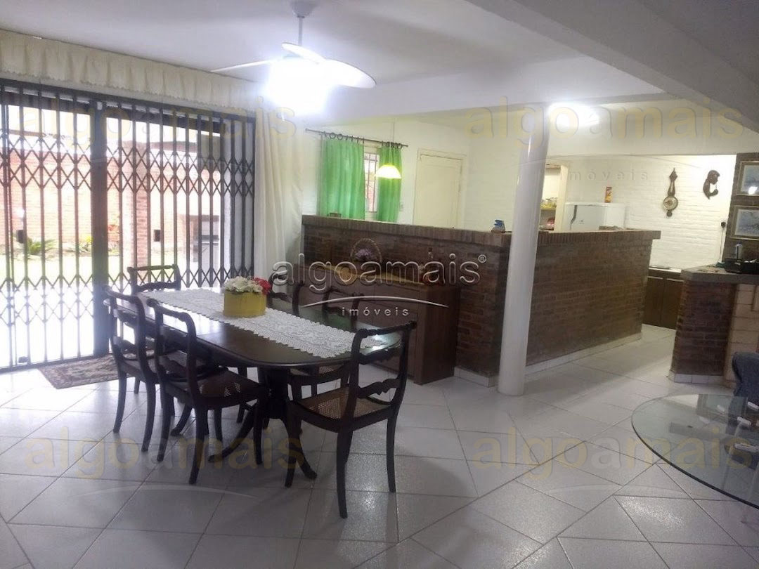 Casa, 3 quartos, 220 m² - Foto 26