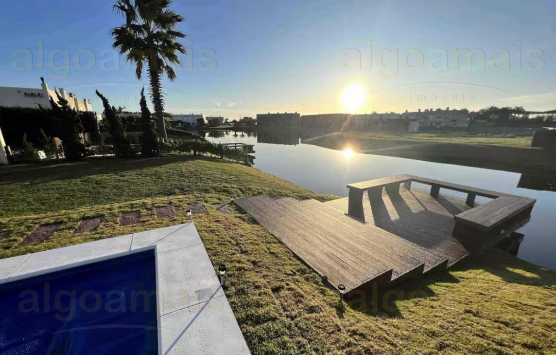 Casa em Condominio Mobiliada em Xangri-Lá - Condominio Pateo Marbella — Marina — Xangri-Lá
