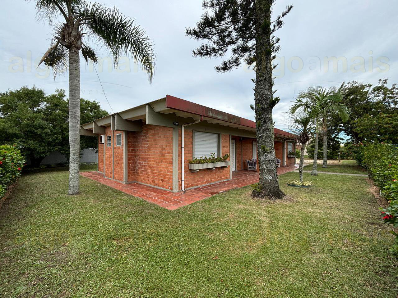 Casa, 5 quartos, 177 m² - Foto 2