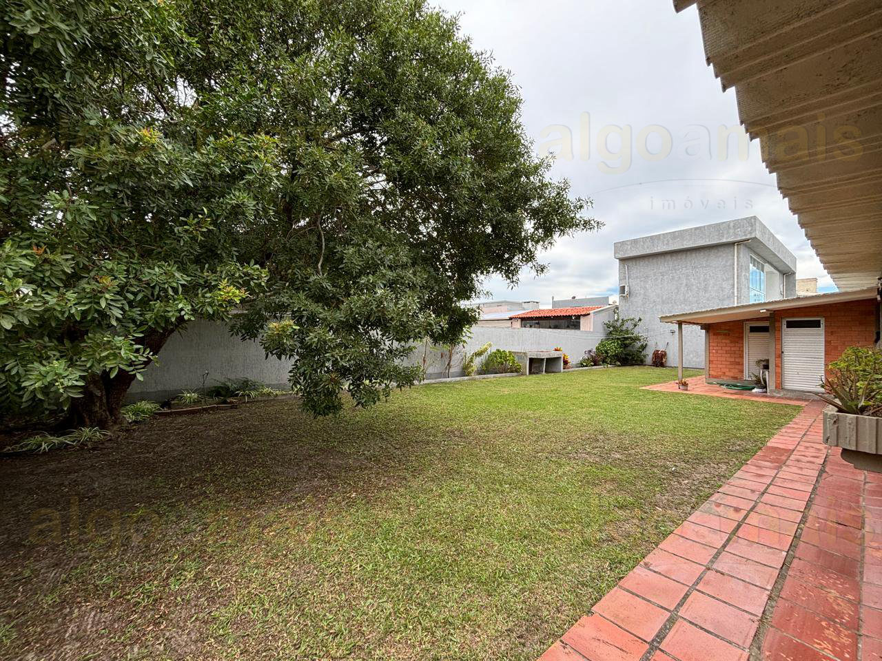 Casa, 5 quartos, 177 m² - Foto 3