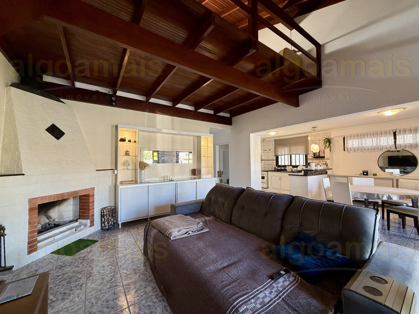 Casa, 3 quartos, 189 m² - Foto 2
