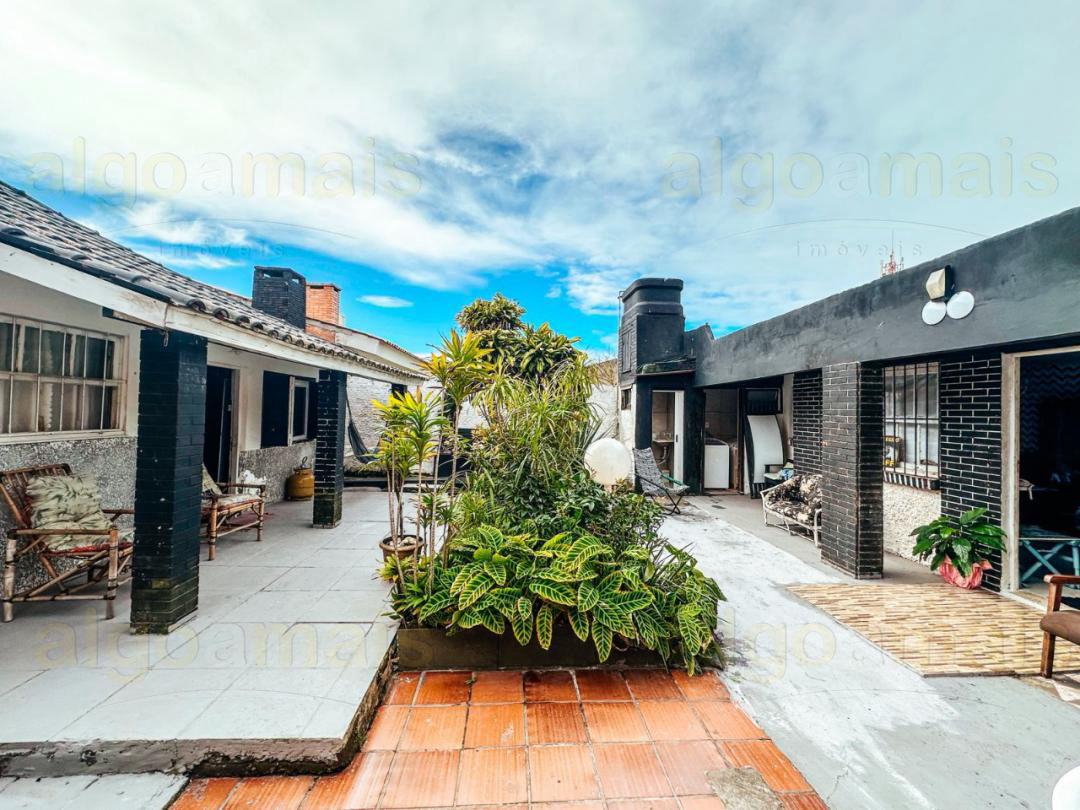 Casa, 5 quartos, 245 m² - Foto 12