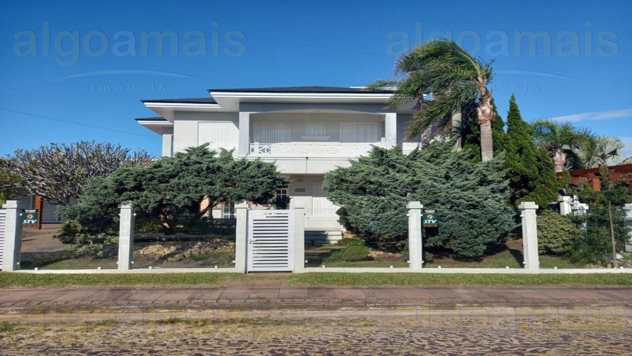 Sobrado, 4 dormitórios - Atlântida, Xangri-Lá — Atlântida — Xangri-Lá
