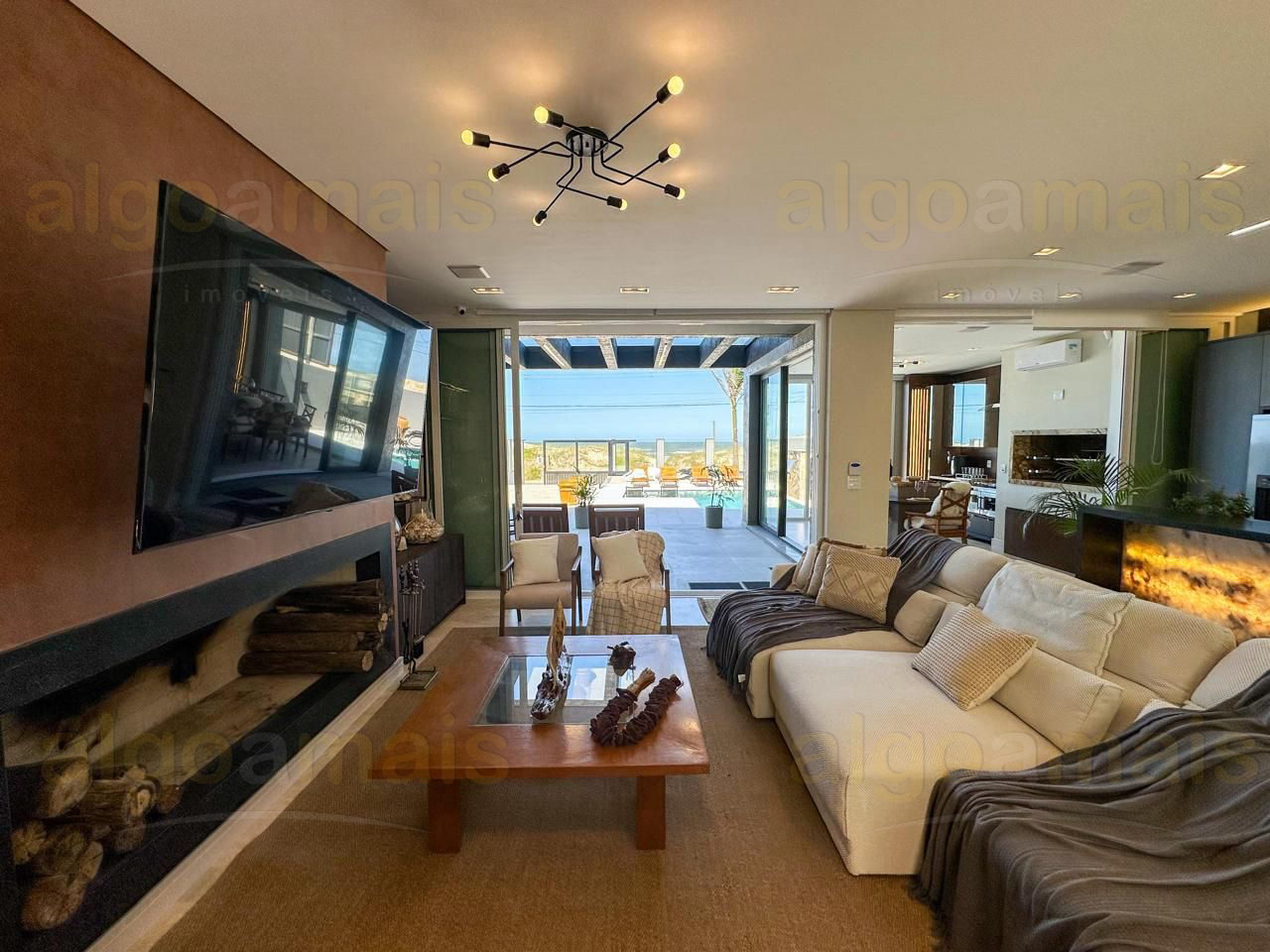 Sobrado, 4 quartos, 274 m² - Foto 2