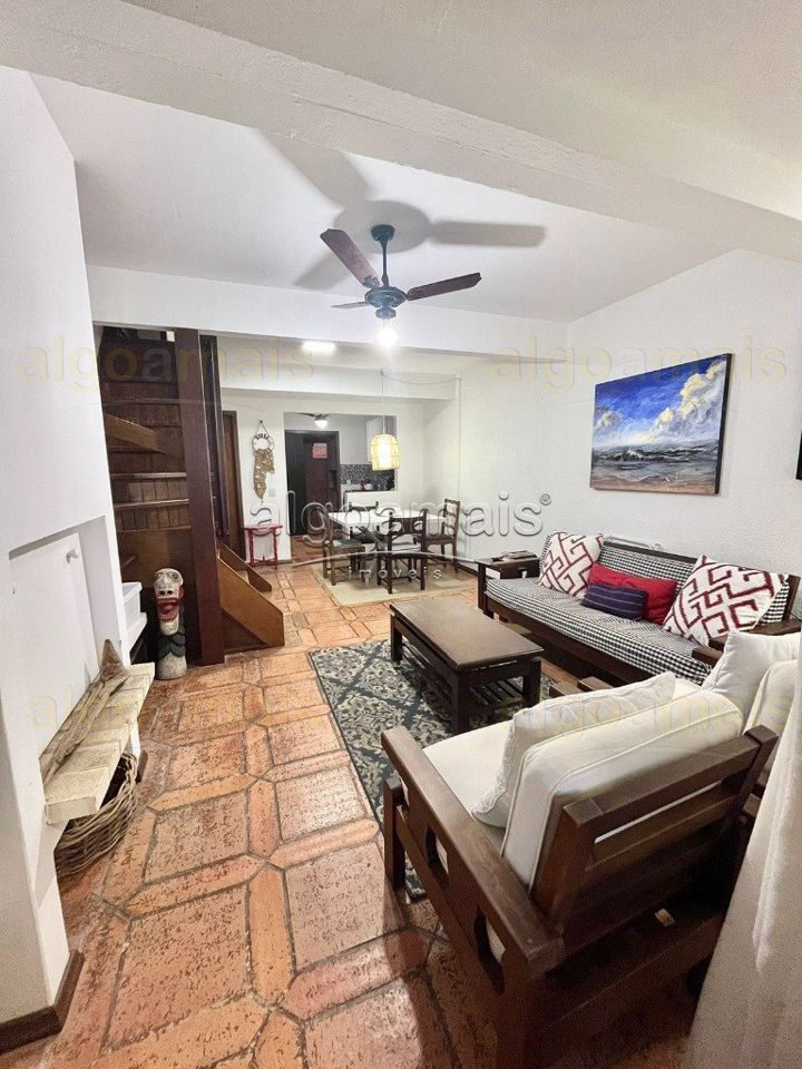 Sobrado, 2 dormitórios em Residencial Parati, Xangri-Lá — Centro — Xangri-Lá