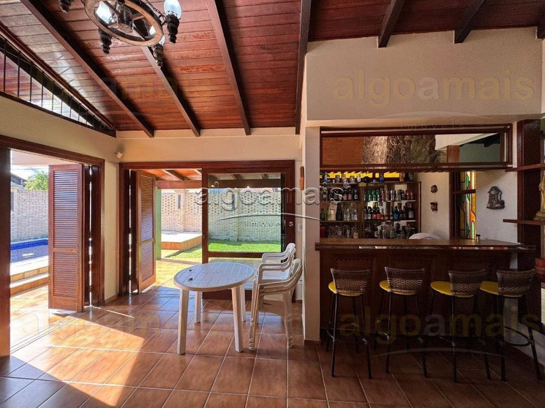 Casa, 3 quartos, 229 m² - Foto 11