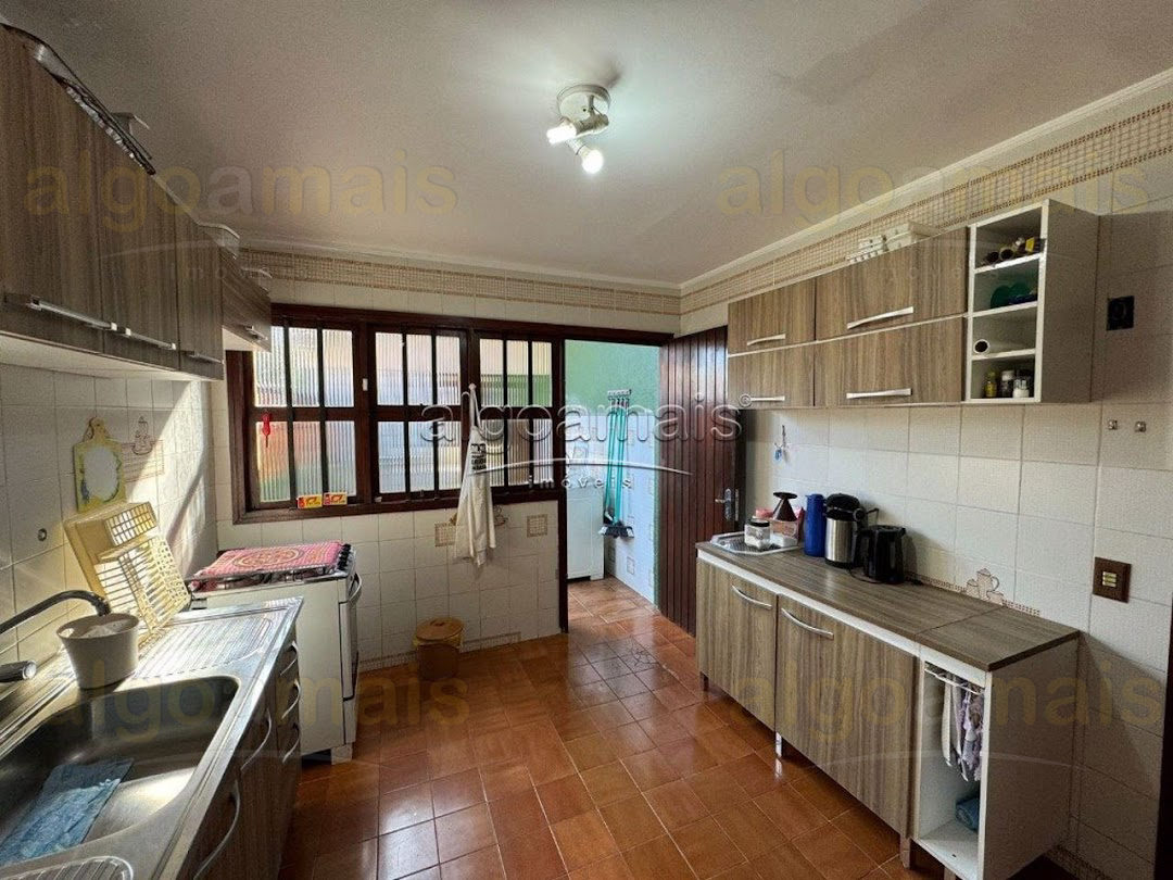 Casa, 3 quartos, 229 m² - Foto 23