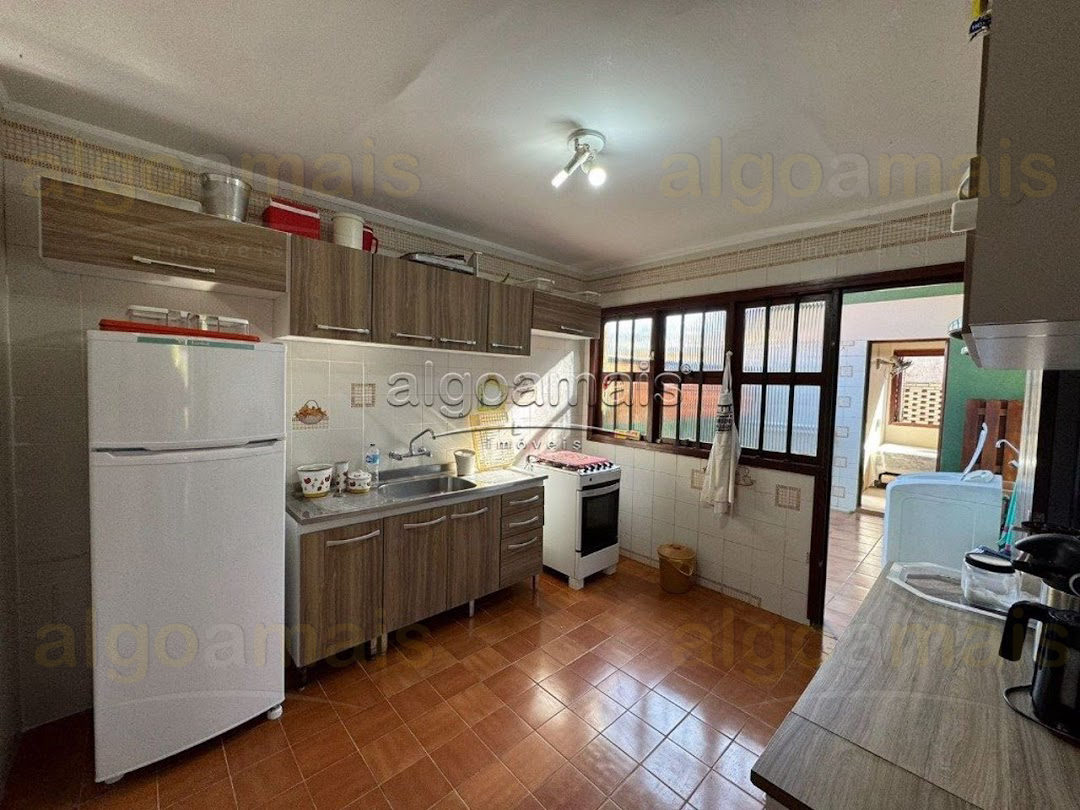 Casa, 3 quartos, 229 m² - Foto 17