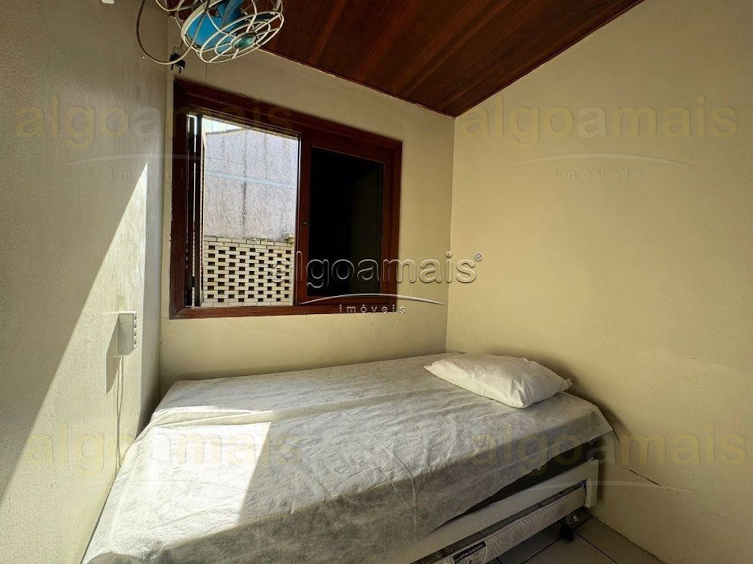 Casa, 3 quartos, 229 m² - Foto 30