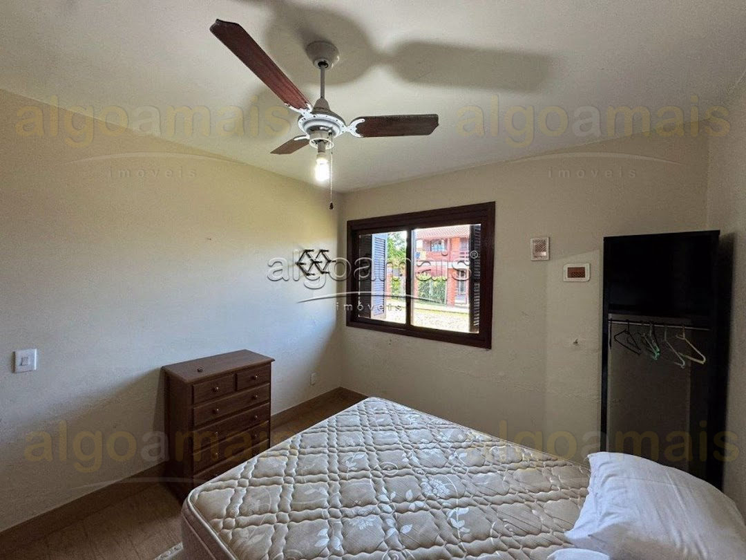 Casa, 3 quartos, 229 m² - Foto 32