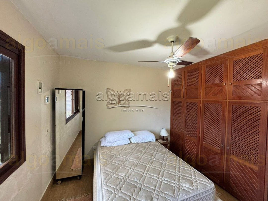 Casa, 3 quartos, 229 m² - Foto 34