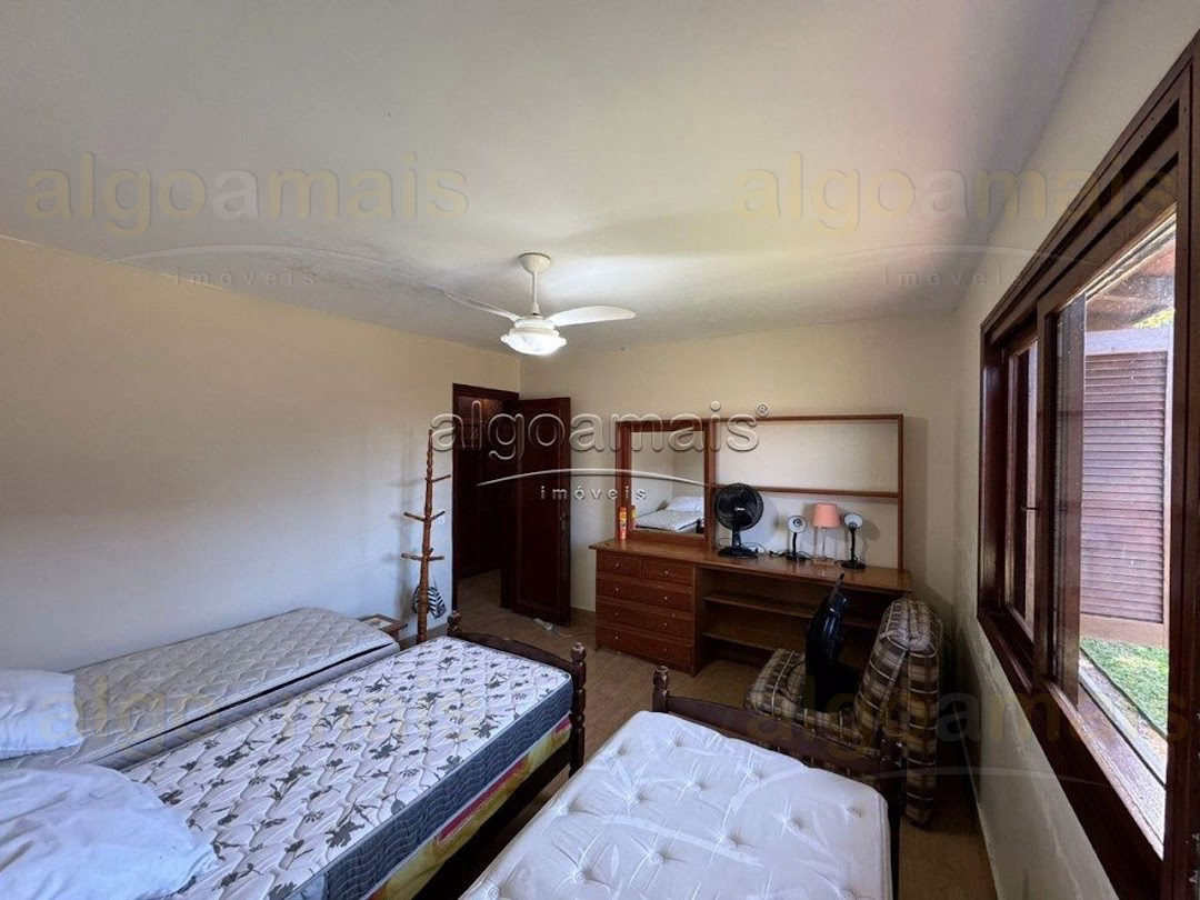 Casa, 3 quartos, 229 m² - Foto 36