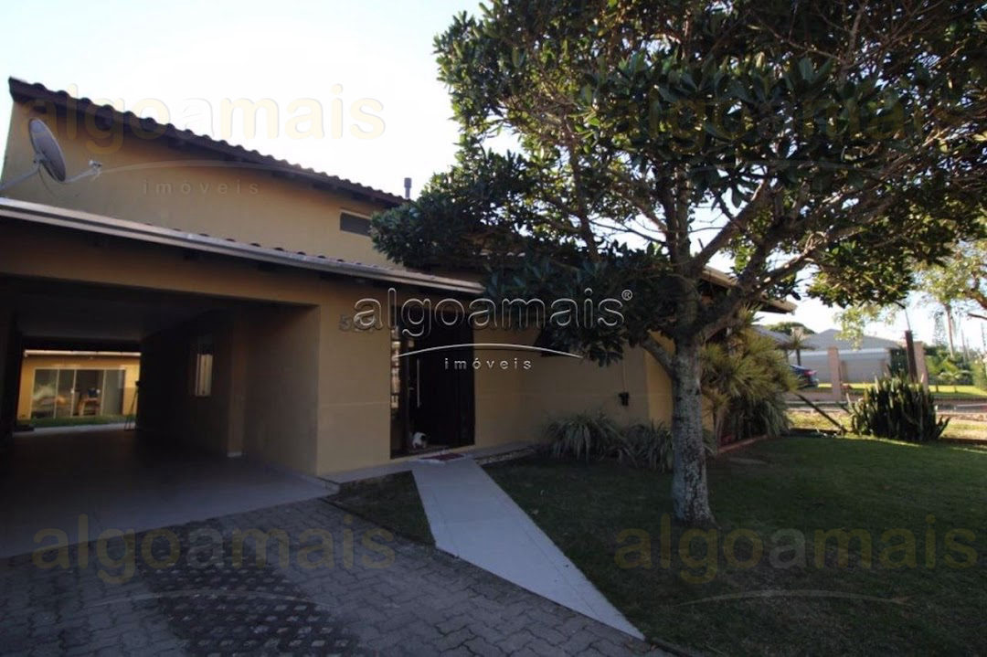 Sobrado, 4 dormitórios - Centro, Xangri-Lá — Centro — Xangri-Lá