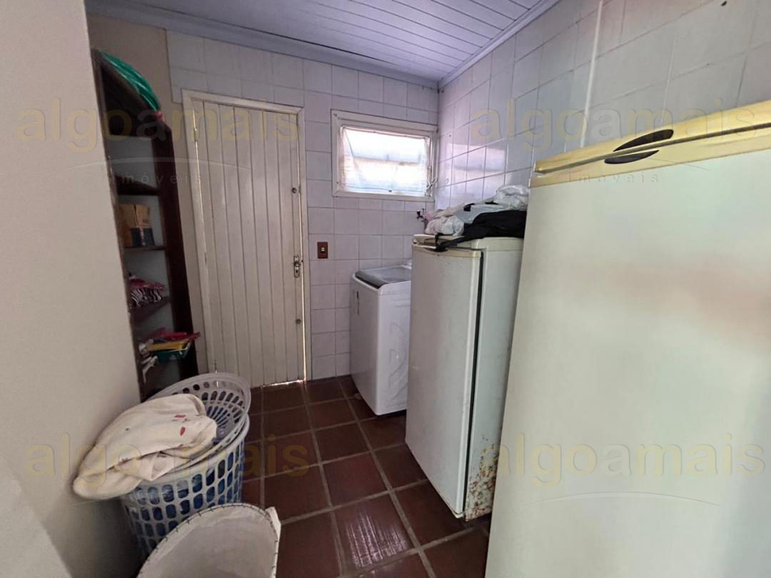 Casa, 3 quartos, 262 m² - Foto 25