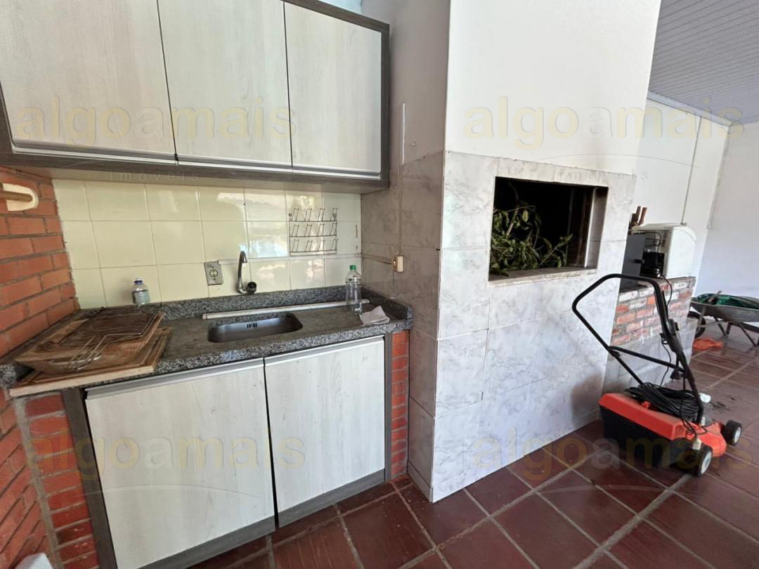 Casa, 3 quartos, 262 m² - Foto 28