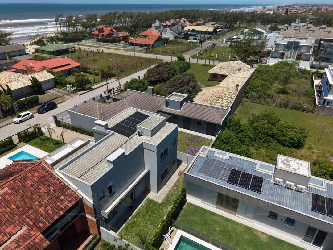 Sobrado, 4 quartos, 243 m² - Foto 4