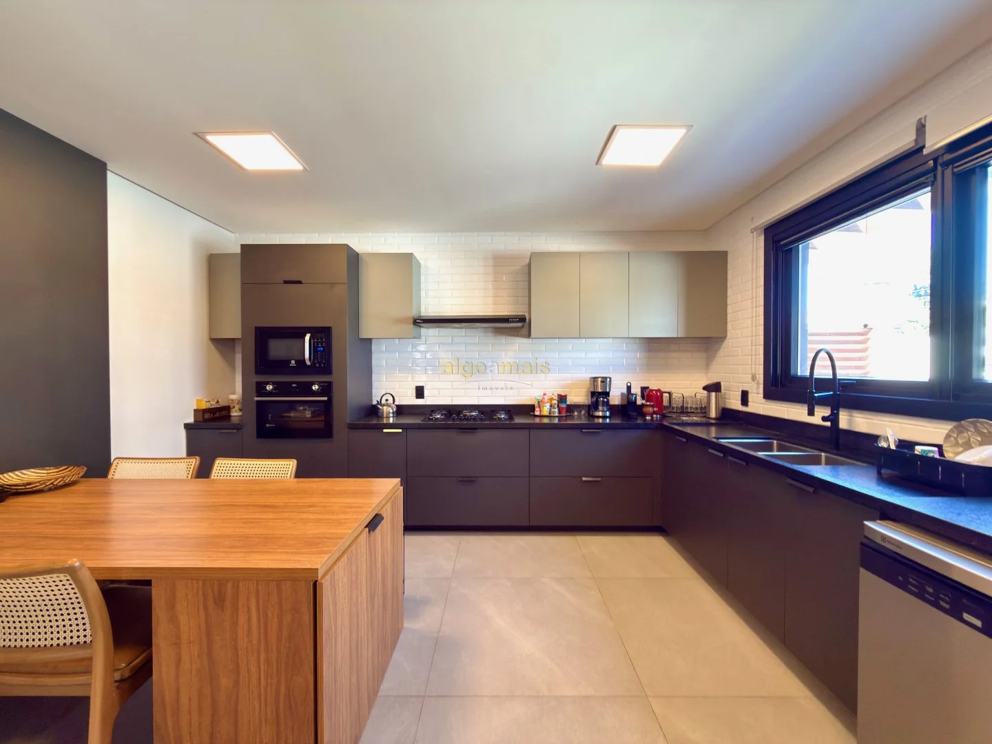 Sobrado, 6 quartos, 589 m² - Foto 45