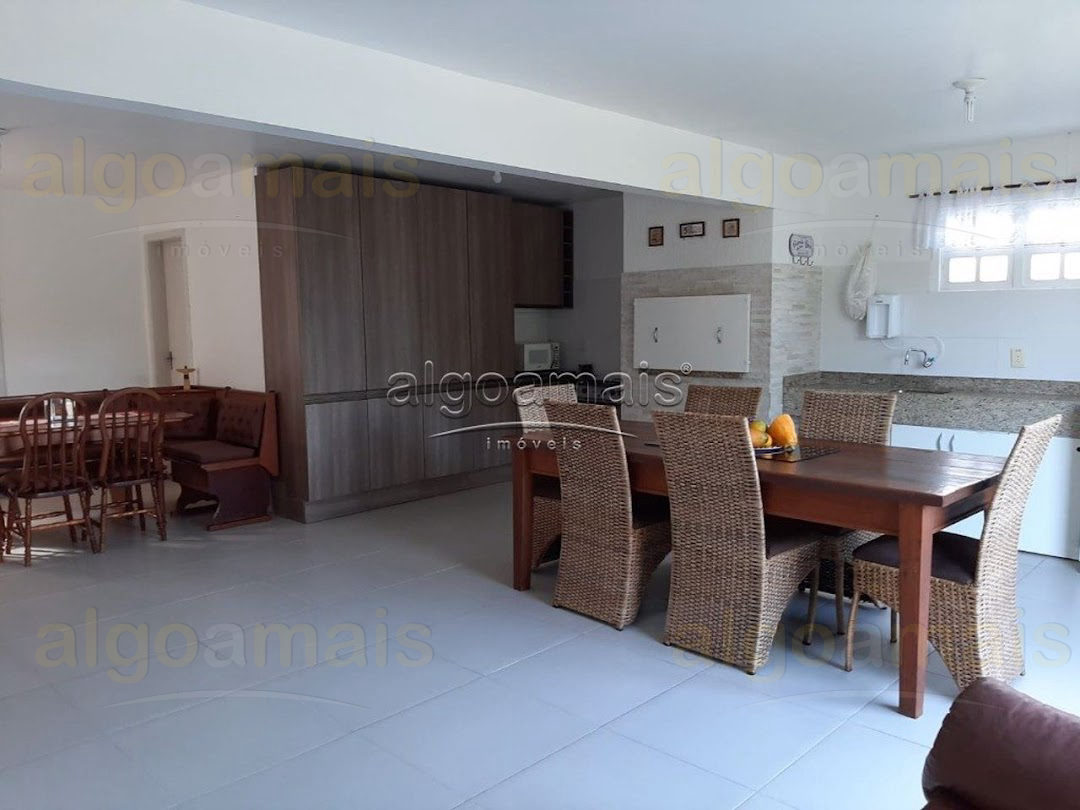 Casa, 5 quartos, 195 m² - Foto 9