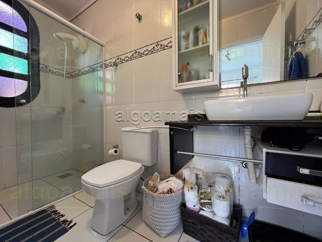 Casa, 4 quartos, 220 m² - Foto 3