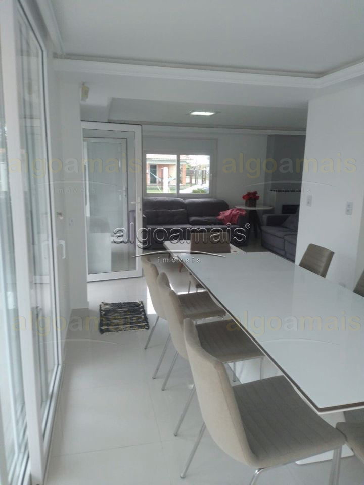 Casa, 5 quartos, 220 m² - Foto 4