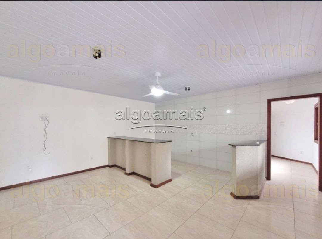 Casa, 4 quartos, 215 m² - Foto 2