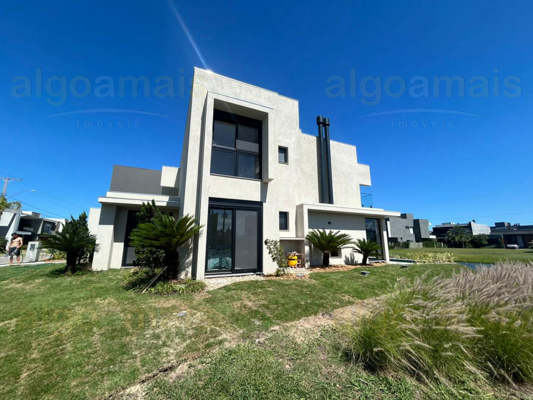 Casa em Condominio, 4 dormitórios em Condominio Sunset, Xangri-Lá — Centro — Xangri-Lá